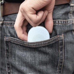 Mini Portable AI Intelligent Bluetooth Speaker blue